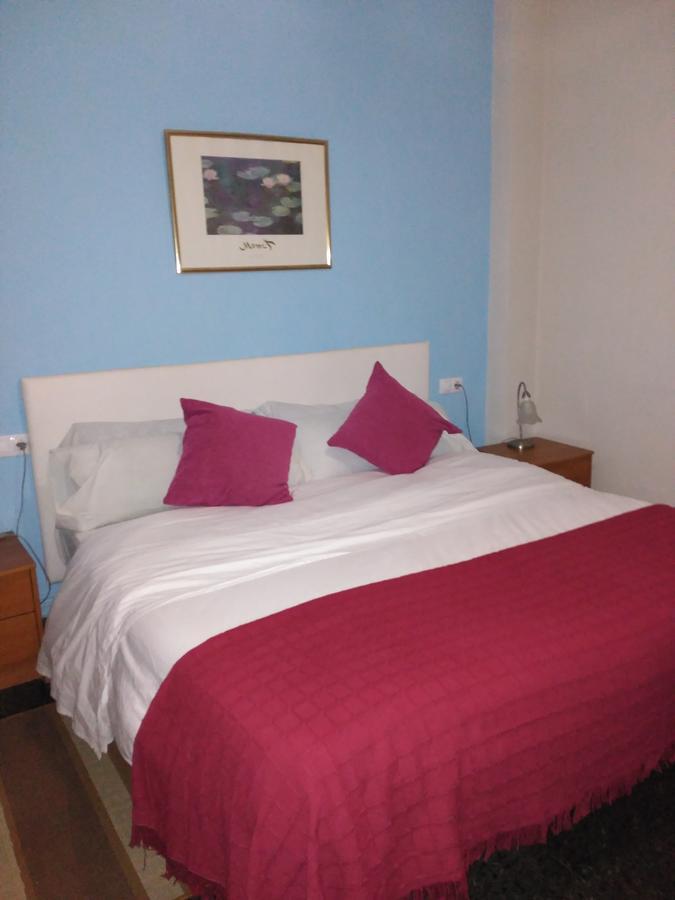 Hostal Frías de Albarracín エクステリア 写真
